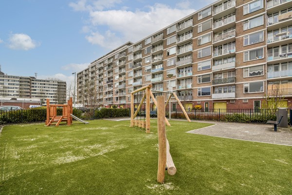 Medium property photo - S. F. Van Ossstraat 150, 1068 JM Amsterdam